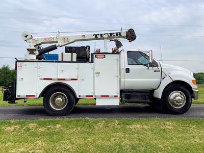 2013 Ford F-650 Mechanic / Service Truck