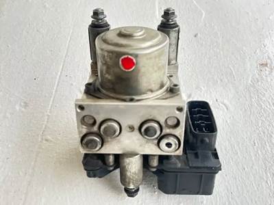 GM/Chev (HD) ABS Brake Pump for a 2008 GMC W4500