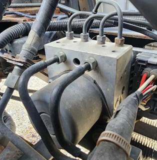 Hino ABS Brake Pump for a 2018 Hino 195