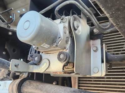 Isuzu NRR ABS Brake Pump