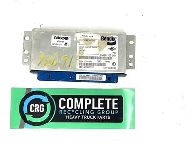 Bendix ABS Control Module for a 2013 Peterbilt 337