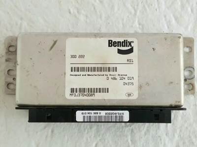 Bendix ABS Control Module for a 2005 Mack CV713 Granite