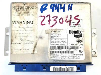 Bendix ABS Control Module for a 2013 Mack CXU612