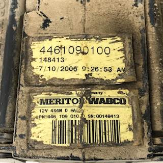Meritor-Rockwell ABS Control Module for a 2007 Freightliner MT45 ...