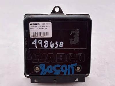 Wabco ABS-E ABS Control Module for a 2006 Freightliner M2 106