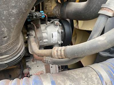 Freightliner Cascadia 113 A/C Compressor