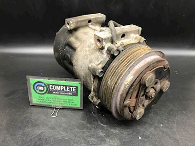 International DuraStar 4300 A/C Compressor