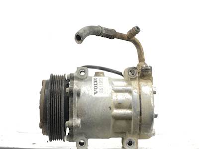 Mack Vision CXN613 A/C Compressor