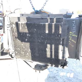 Ford F-750 A/C Condenser
