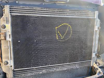 Freightliner Cascadia 113 A/C Condenser