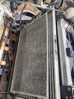 Freightliner Columbia 120 A/C Condenser