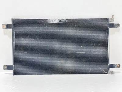 Kenworth T680 A/C Condenser