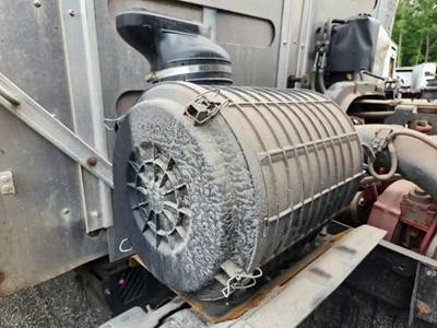 Chevrolet 6500XD Right Air Cleaner / Air Filter Housing