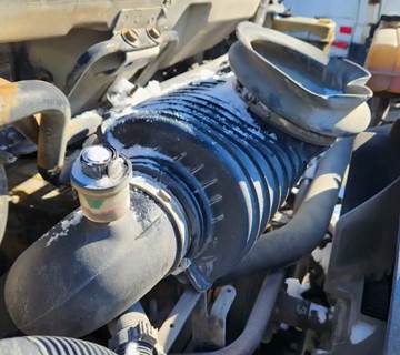 Chevrolet C7500 Air Cleaner / Air Filter Housing