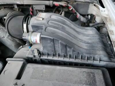 Ford F-550 Left Air Cleaner / Air Filter Housing