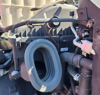 Ford F-750 Right Air Cleaner / Air Filter Housing