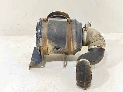 Ford LN8000 Right Air Cleaner / Air Filter Housing