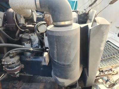 Freightliner FL70 Right Air Cleaner / Air Filter Housing