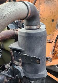 Freightliner FL70 Right Air Cleaner / Air Filter Housing