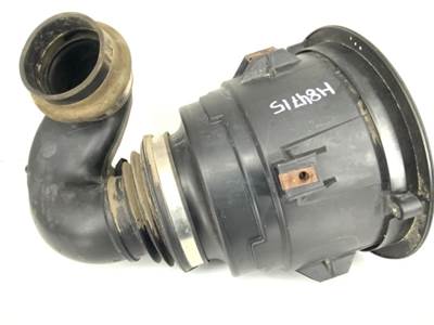 Freightliner M2 106 Right Air Cleaner / Air Filter Housing