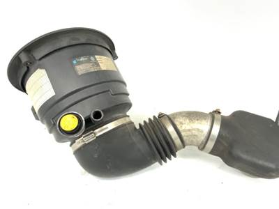 Freightliner M2 106 Right Air Cleaner / Air Filter Housing