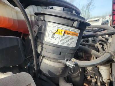 Freightliner M2 106 Right Air Cleaner / Air Filter Housing