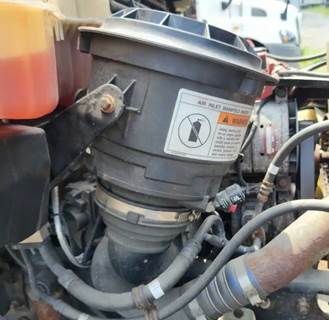Freightliner M2 106 Right Air Cleaner / Air Filter Housing