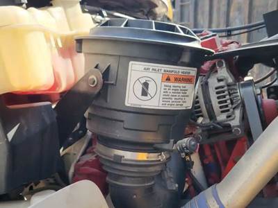 Freightliner M2 106 Right Air Cleaner / Air Filter Housing