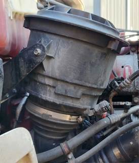 Freightliner M2 106 Right Air Cleaner / Air Filter Housing