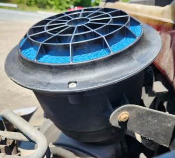 Freightliner M2 106 Right Air Cleaner / Air Filter Housing