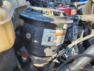 Freightliner M2 106 Right Air Cleaner / Air Filter Housing