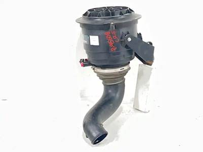 Freightliner M2 106 Right Air Cleaner / Air Filter Housing