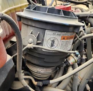 Freightliner M2 106 Right Air Cleaner / Air Filter Housing