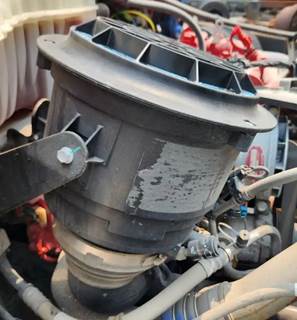 Freightliner M2 106 Right Air Cleaner / Air Filter Housing