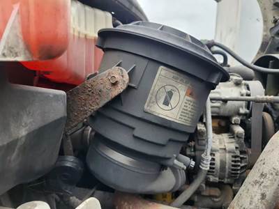 Freightliner M2 106 Right Air Cleaner / Air Filter Housing