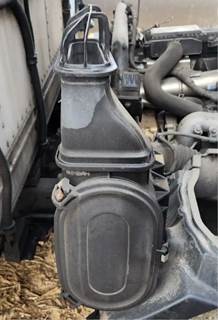 Hino 195 Right Air Cleaner / Air Filter Housing