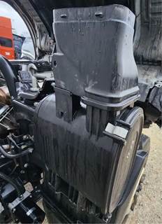 Hino 195 Right Air Cleaner / Air Filter Housing