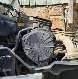Hino 268 Right Air Cleaner / Air Filter Housing