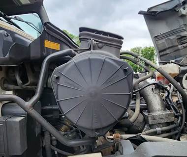 Hino 268 Right Air Cleaner / Air Filter Housing