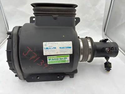 Hino 268 Right Air Cleaner / Air Filter Housing