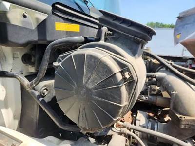 Hino 268 Right Air Cleaner / Air Filter Housing