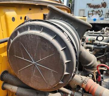 IC Bus PB105 Right Air Cleaner / Air Filter Housing for a 2010 Ic Corporation PB105