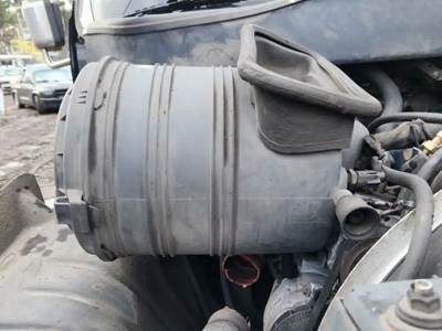 International 4300 Right Air Cleaner / Air Filter Housing