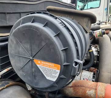 International 4300 Right Air Cleaner / Air Filter Housing