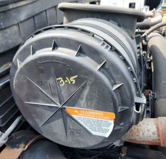 International 4300LP Right Air Cleaner / Air Filter Housing for a 2009 International 4300 LP