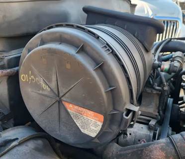 International 4400 Right Air Cleaner / Air Filter Housing
