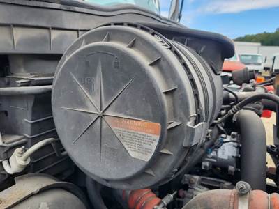 International 4400 Right Air Cleaner / Air Filter Housing