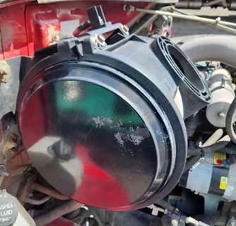 International 4900 Right Air Cleaner / Air Filter Housing