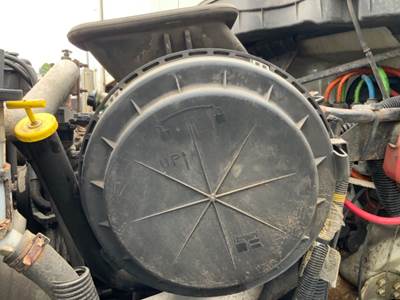 International 7300 Left Air Cleaner / Air Filter Housing