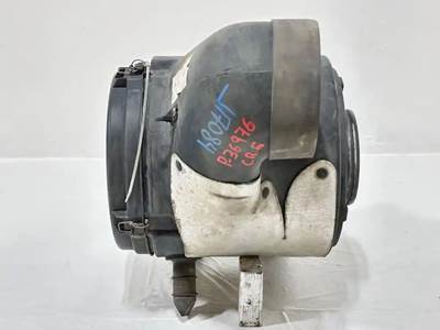 International 9100i Right Air Cleaner / Air Filter Housing